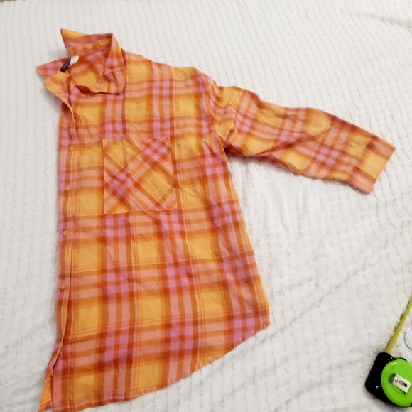 4X  BUNDLE Womens button down shirts - Picture 2 of 13